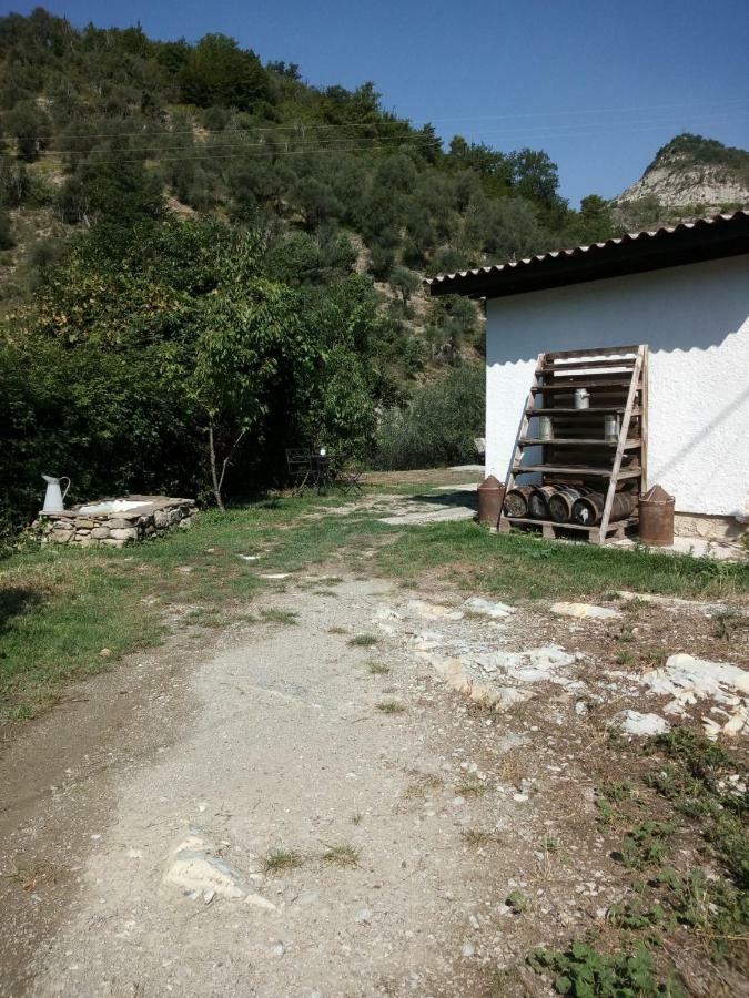 Вилла La Ferme Des Cailletiers Chez Marco Luceram Экстерьер фото